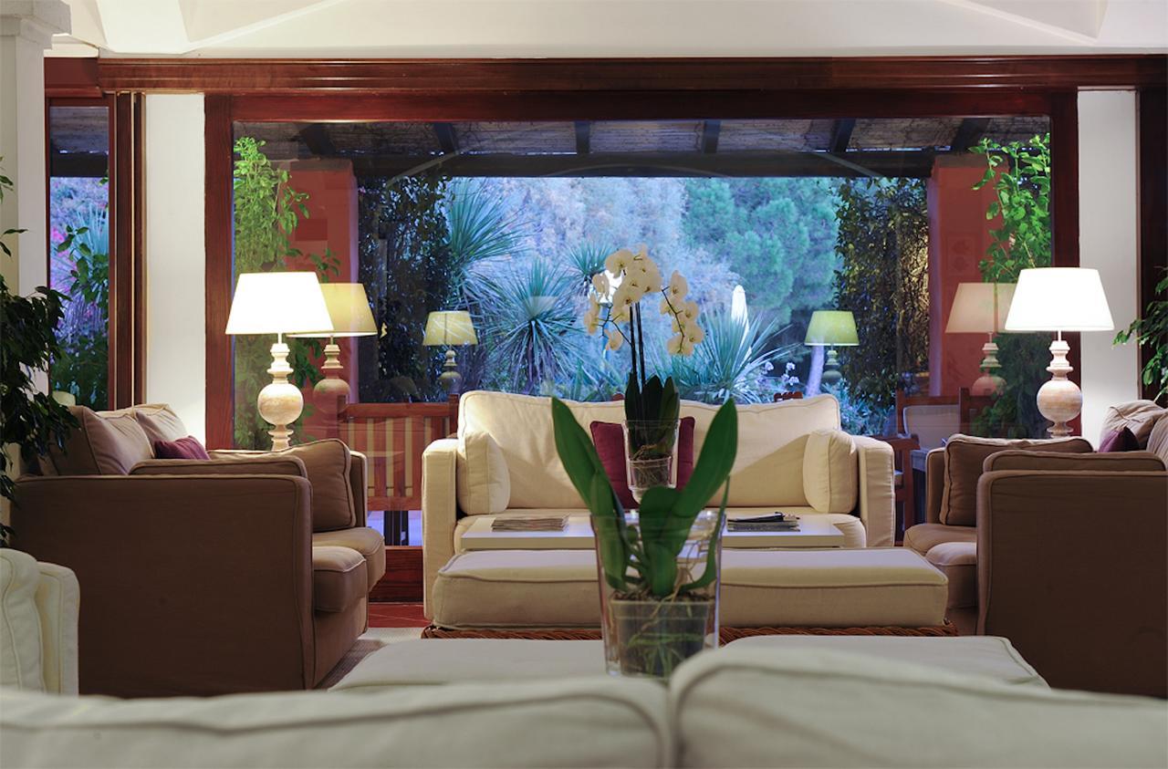 Hotel Le Ginestre Porto Cervo Bagian luar foto
