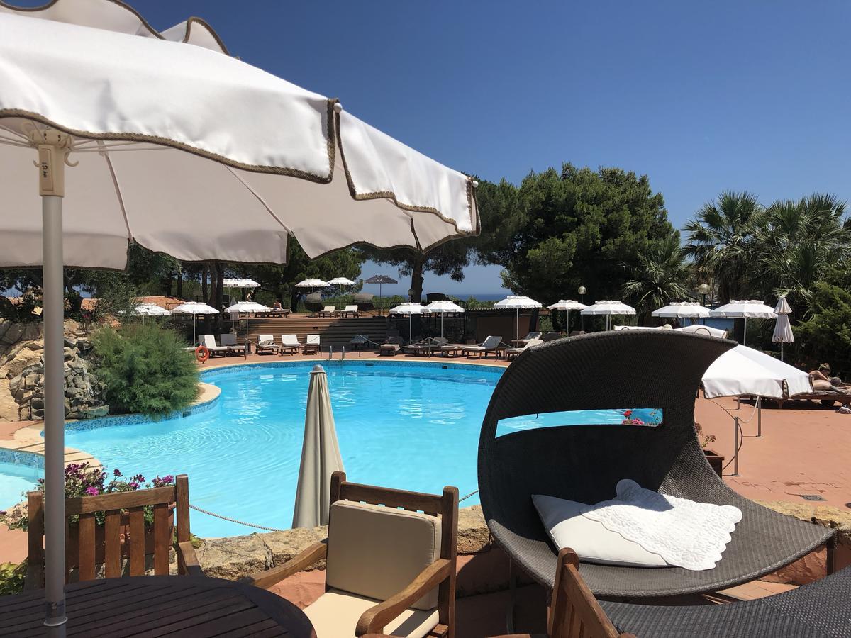 Hotel Le Ginestre Porto Cervo Bagian luar foto